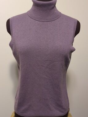 100% Two Ply Cashmere Sleeveless Turtleneck Sweater - Lavender